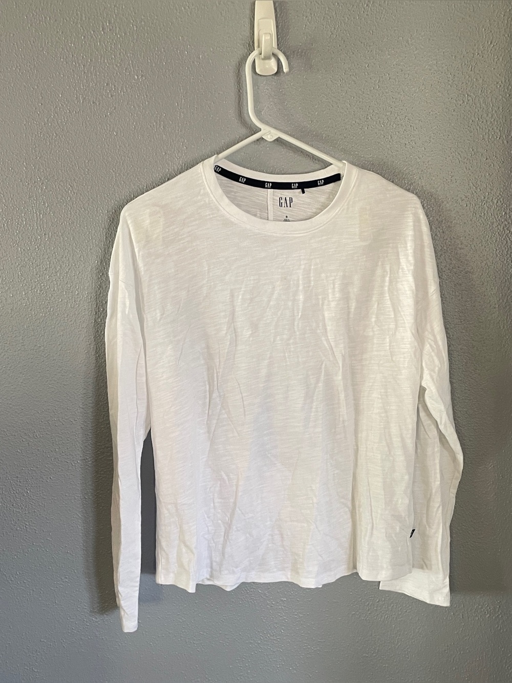 GAP White Long Sleeve T-Shirt Women’s Size S